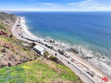 A Rare Coastal Canvas Awaits on the Iconic Pacific Coast Highway - photo 23