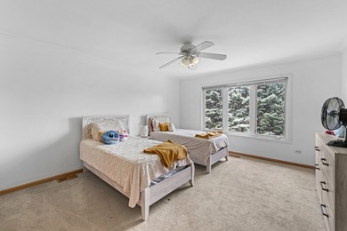 Luxury Living with Spectacular Golf Course Views! Welcome to - photo 32