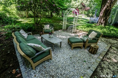 Turn Key 4 Bedroom,2.5 Bath Colonial privately set on 2 peaceful - photo 36