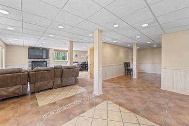 Luxury Living with Spectacular Golf Course Views! Welcome to - photo 43