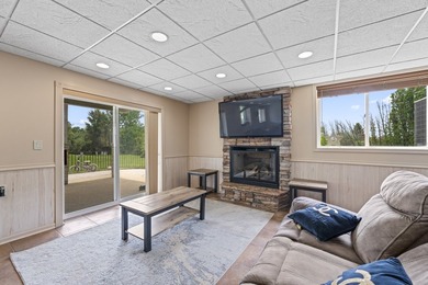 Luxury Living with Spectacular Golf Course Views! Welcome to - photo 45