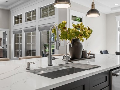 A rare find where exceptional craftsmanship and meticulous - photo 13