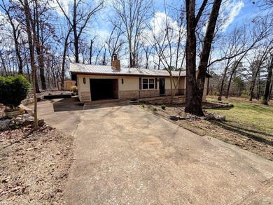 Can we say cute? This 2 bedroom 1 and 1/2 bath cottage style - photo 18