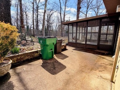 Can we say cute? This 2 bedroom 1 and 1/2 bath cottage style - photo 21