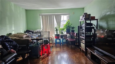 Welcome To This Extra Large 3 Bedrooms Town House.This Property - photo 3