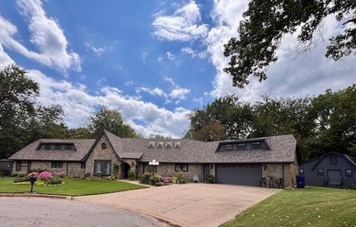 (private lake, pond, creek) Home For Sale in Guthrie Oklahoma