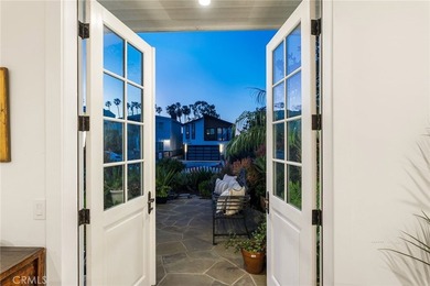 Elegant, contemporary Cape Cod living awaits just two blocks - photo 14