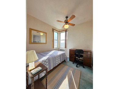 MOTIVATED SELLER! In the desirable area of Bay Terrace, this - photo 6