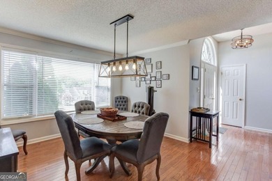 Welcome home to this beautifully maintained 3-bedroom, 2-bath - photo 18