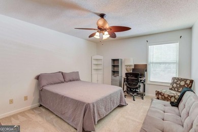 Welcome home to this beautifully maintained 3-bedroom, 2-bath - photo 24