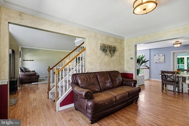 Welcome to 15 Bullrush Landing, a meticulously maintained move - photo 4