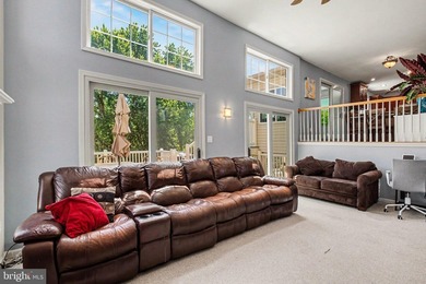 Welcome to 15 Bullrush Landing, a meticulously maintained move - photo 8