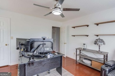 Welcome home to this beautifully maintained 3-bedroom, 2-bath - photo 30