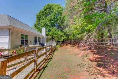 Welcome home to this beautifully maintained 3-bedroom, 2-bath - photo 38