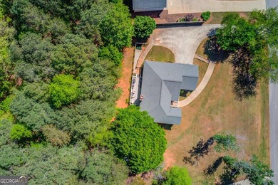 Welcome home to this beautifully maintained 3-bedroom, 2-bath - photo 39