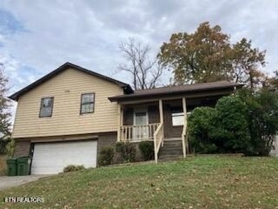 Lake Home For Sale in Maynardville, Tennessee