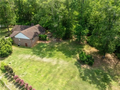 Spacious, Private, and Just Minutes from Clemson - A Hidden Gem
