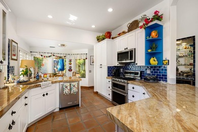 Muy caliente! This gorgeous home will convince you that you are - photo 16