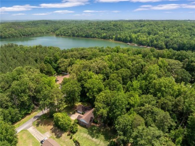 Spacious, Private, and Just Minutes from Clemson - A Hidden Gem
