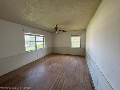 Nice tree shaded lot, oversized home offering living room and - photo 7