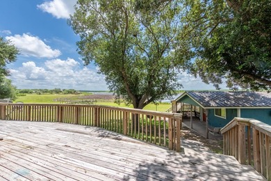 IT'S ALWAYS LAKE TIME AT THIS INCREDIBLE WATERFRONT RETREAT ON - photo 21