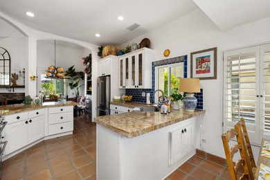 Muy caliente! This gorgeous home will convince you that you are - photo 21