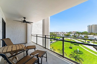Move right into this beautifully remodeled 6th floor corner unit - photo 27