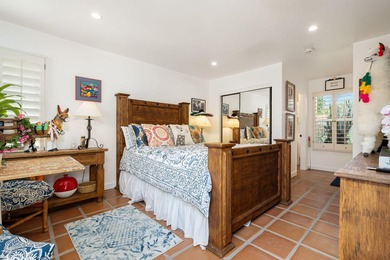 Muy caliente! This gorgeous home will convince you that you are - photo 32