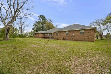 This 10.7-acre estate in the heart of Beulah offers a rare - photo 32