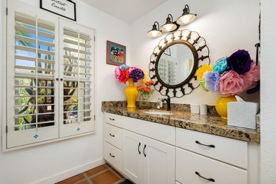 Muy caliente! This gorgeous home will convince you that you are - photo 33