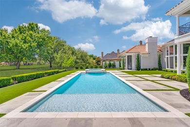 Unbelievable Custom Estate Situated on Half Acre lot on Hole 2 - photo 33