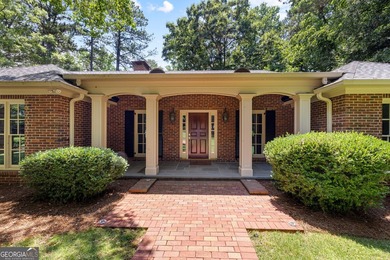 Exceptional custom lakefront home situated on 1.93 private acres - photo 5