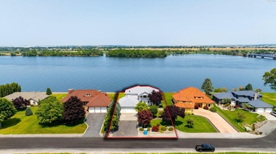 Columbia River Home For Sale in Kennewick Washington