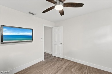 Move-in ready! Beautifully updated 3-bedroom, 2-bath home in one - photo 22