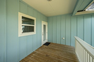 Charming 3 Bedroom, 2 Bath residence backing to Tule Park - photo 22