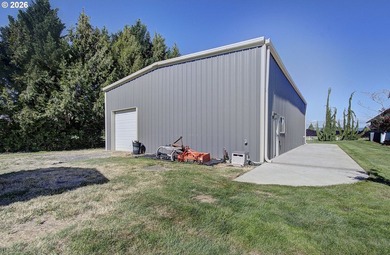 Custom home with something for everyone. As you enter the gated - photo 41