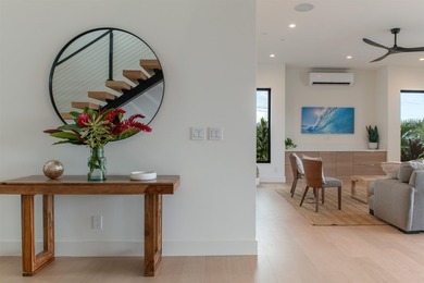 North Shore paradise. Brand New Construction 5 bdr/ 5 bath with - photo 18
