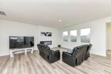 Welcome to this stunning 6-bedroom, 3.5-bath home-you truly have - photo 8
