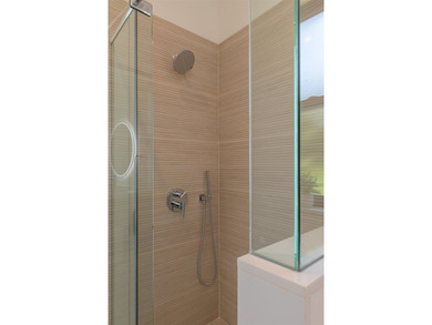 North Shore paradise. Brand New Construction 5 bdr/ 5 bath with - photo 30