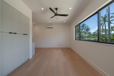 North Shore paradise. Brand New Construction 5 bdr/ 5 bath with - photo 39