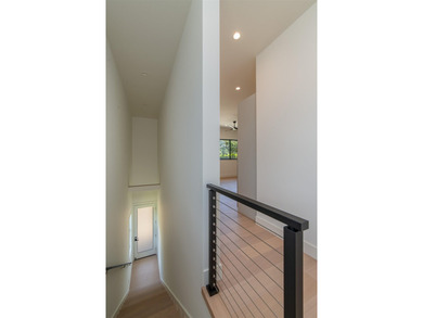 North Shore paradise. Brand New Construction 5 bdr/ 5 bath with - photo 41