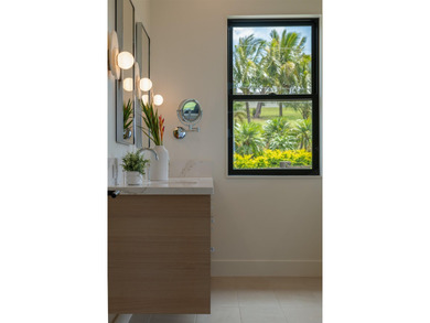 North Shore paradise. Brand New Construction 5 bdr/ 5 bath with - photo 47