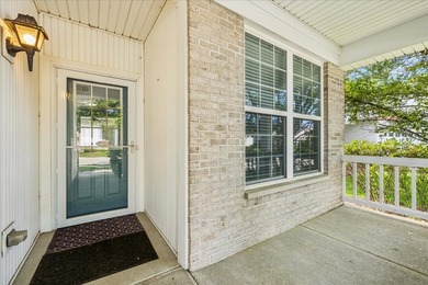 Fresh, Updated, Clean & truly move-in ready! Enjoy everything - photo 3