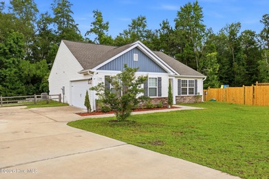 Welcome to 530 Poppleton Drive in beautiful Hampstead! Situated - photo 3