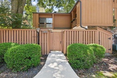 2 bedroom, 2.5 bath condo, This can be a primary residence - photo 2