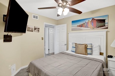 Welcome to Regatta 305B, your spacious Gulf-side retreat where - photo 14