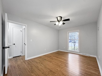 Welcome home to Evanston Estates -- a hidden gem in North - photo 14