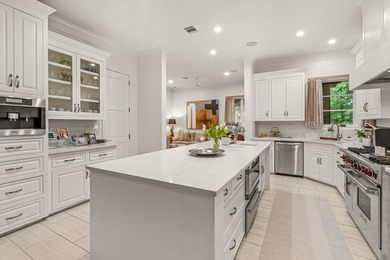 Beautifully appointed custom home on coveted King Fisher in the - photo 15