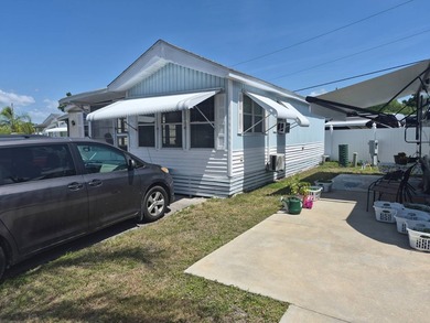 Charming & Well-Maintained 1998 CHIO Mobile Home in Desirable - photo 3