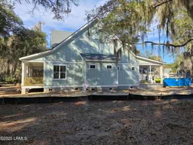 Under construction with an aprxx completion date of December - photo 3